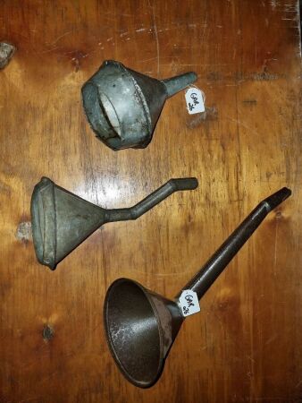 3 X VINTAGE GALVANISED / STEEL FUNNELS (3 ITEMS) - CONDITION FAIR