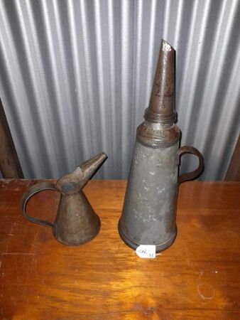 VINTAGE GALVANISED 1 GALLON OIL POURER + GALVANISED HAND POURER AND SPOUT 635MM HIGH (2 ITEMS) - CONDITION GOOD