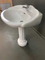 Porcelain Wash Basin and Stand