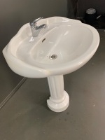 Porcelain Wash Basin and Stand - 3