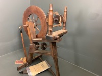 Vintage Baynes Colonial Timber Spinning Wheel w Operating Instructions - 2