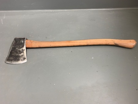 Vintage Axe - Unmarked - 4 12" Blade