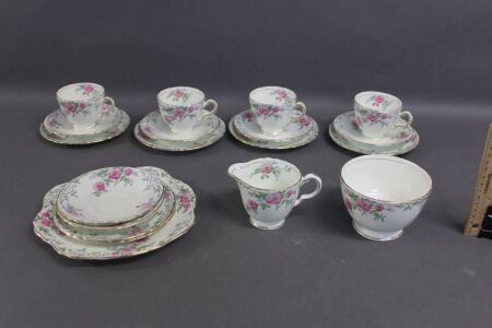 Delphine Wild Rose China – 19 Pieces