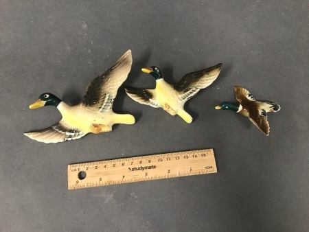 Set of 3 Small Vintage Flying Wall Ducks