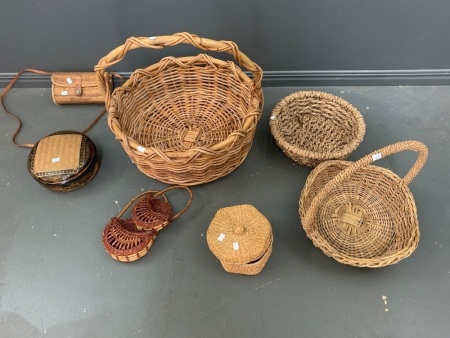 Large Asstd Lot of Basketware inc. Set of 5 Nesting Bowls, Large Market Basket, Handbag Etc