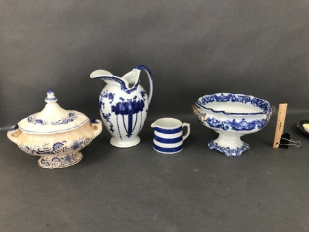 2 Blue White Jugs, Caserole & Comport