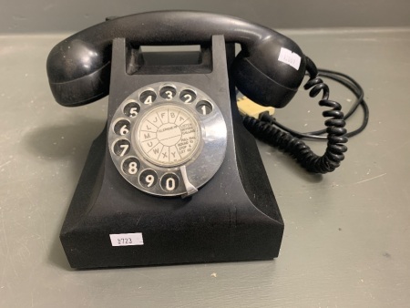 Vintage Black Bakelite Dial Telephone