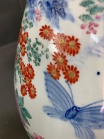 19th Century Tall Japanese Hand Painted Vase with Fluted Rim and Kintsugi Style Repair - 5