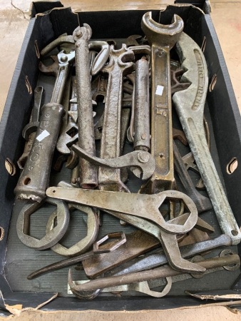 Large Asstd Lot of Vintage Spanners and Grips