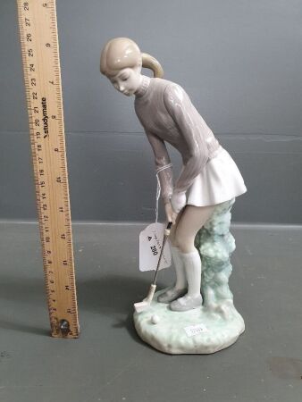 Lladro Figurine Lady Golfer #4851 - Club Repaired