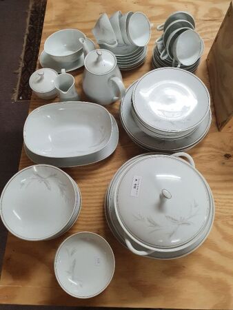 Noritake Windrift 8 Setting Dinner Service - App. 63 Pieces in Total