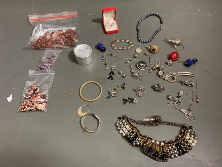 Asstd Lot of Beaded Jewellery inc. some Indian and Sterling Silver