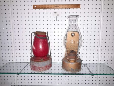 ANTIQUE RED LENSE KEROSINE WARNING LAMP + WALL MOUNTED KEROSINE LAMP - CONDITION FAIR