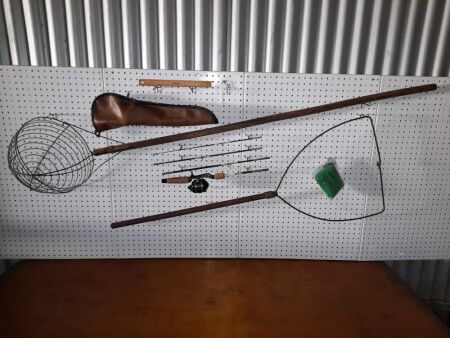 VINTAGE BLUE SWIMMER CRAB NET + LANDING NET + 26BCO USA SPINNING COMBO/CASE - CONDITION GOOD