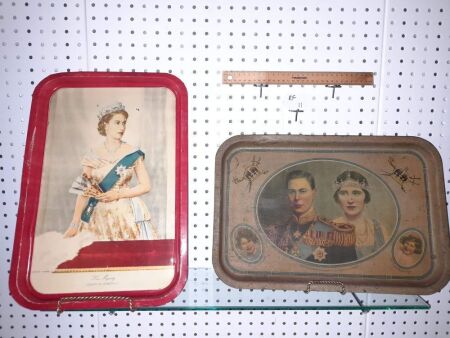 KING GEORGE 6TH AND QUEEN QUEEN ELIZABETH 1ST TRAY, PRINCESS ELIZABETH AND PRINCES MARGARET IN CORNERS - 300 X 445. HER MAJESTY QUEEN ELIZABETH 2ND CORONATION TRAY - 300 X 445. - CONDITION GOOD