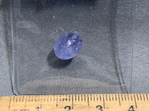 Large 3 Carat of Tanzanite Gemstone