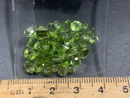 20 Carats of Peridot Gemstones