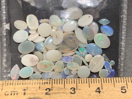 20 Carats of Opal Solids Gemstones