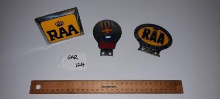 PAIR VINTAGE ROYAL AUTOMOBILE ASSOCIATION SOUTH AUSTRALIA MEMBERSHIP BADGES. - CONDITION GOOD