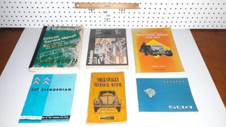 VINTAGE VOLKSWAGON KOMBI / BEETLE MANUALS, PEUGEOT 504 BOOK, 3 X CITREON BOOKS. AUSTIN 1969-74 MANUAL. - CONDITION GOOD