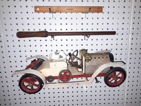 VINTAGE 'MAMOD' STEAM POWERED CAR (STEER WITH STICK THROUGH STEERING WHEEL), 400 LONG. MADE IN ENGLAND. - CONDITION FAIR