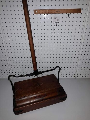 ANTIQUE EWBANK SUCCESS PUSH CARPET CLEANER - MADE IN ENGLAND. - CONDITION GOOD