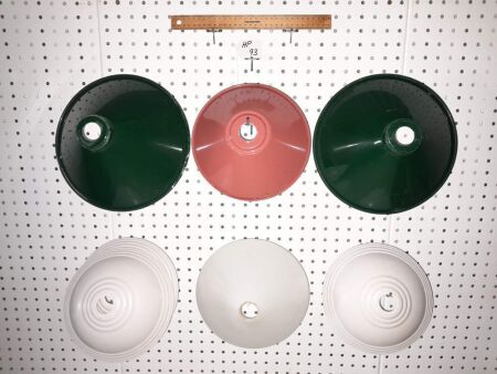 3 X METAL VINTAGE CEILING LIGHT SHADES, 1 X MILK GLASS, 3 X WHITE PLASTIC VINTAGE CEILING LIGHT SHADES - CONDITION GOOD