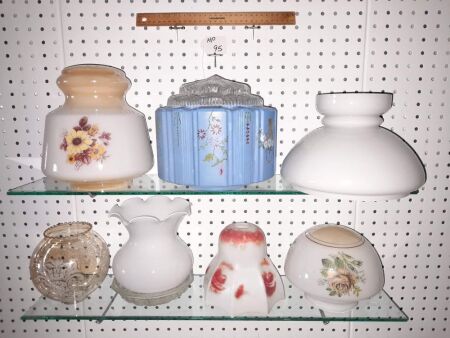 SELECTION OF ANTIQUE/VINTAGE LIGHT SHADES - CONDITION GOOD