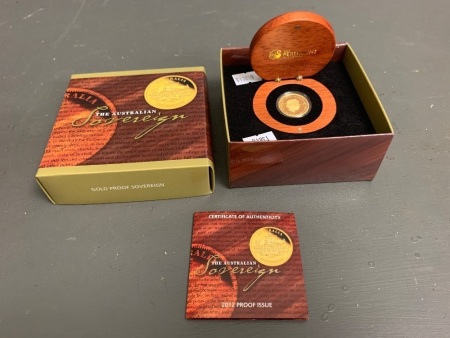 2012 Perth Mint Australian $25 Gold Sovereign in Original Wooden and Presentation Box