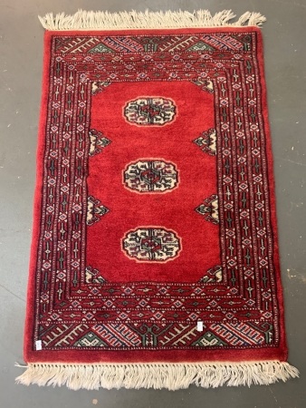 Finely Hand Knotted Persian Wool Prayer Rug in Reds