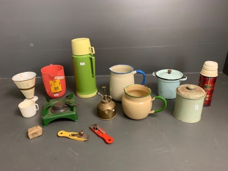 Asstd Lot of Vintage Kitchenalia inc. Enamelware