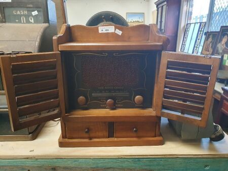 The Spice Chest Novelty Valve Radio in Timber Case With Power Pack