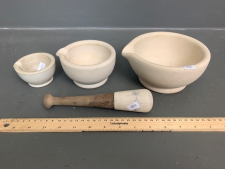 3 Graduated Stoneware Mortars + Pestle for Grinding