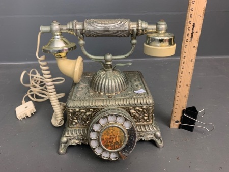 Vintage Style Cast Metal Dial Telephone