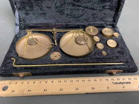 Set of Boxed Brass Travelling Gold Scales