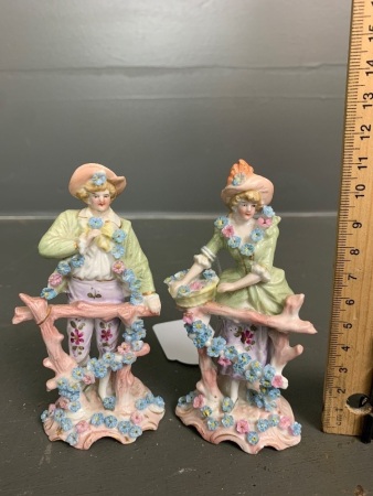 Pair of Small Detailed Victorian Porcelain Figurines