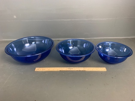 Set of 3 Vintage Nesting Blue Glass USA Pyrex Mixing Bowls 1.5l - 4l