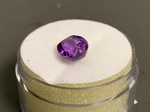 1.65 ct Oval Brazil Amethyst 8.5 mm x 6.5 mm x 5 mm deep