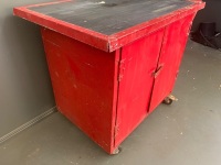 Large Metal Cabinet from an old Garage Workshop - on Lockable Casters - 4