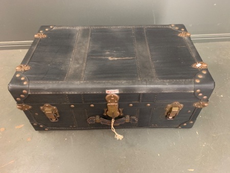 Vintage French Cosmopolis Traveling Steamer Trunk with Brass Fittings and Key (app. 1930’s)