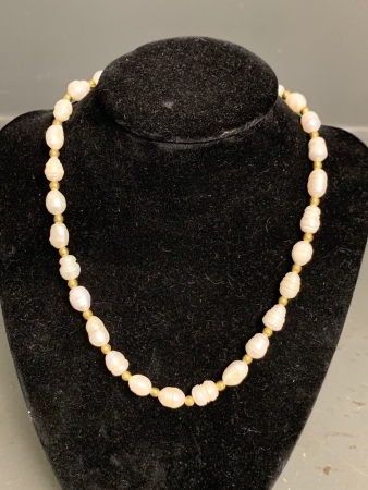 Baroque Pearl Necklace