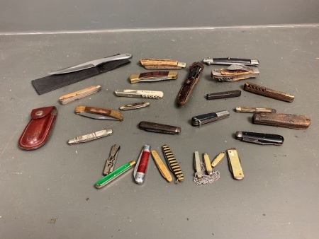 Quantity of Pocket, Folding and Utility Knives - app. 28 in total