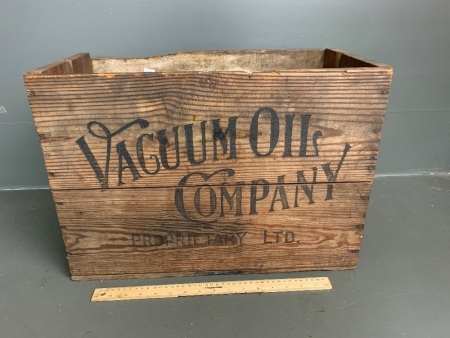 Vintage Laurel Kerosene Crate - Vacuum Oil Company