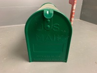 U.S.A Style Tin Mailbox - 3