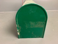 U.S.A Style Tin Mailbox - 4