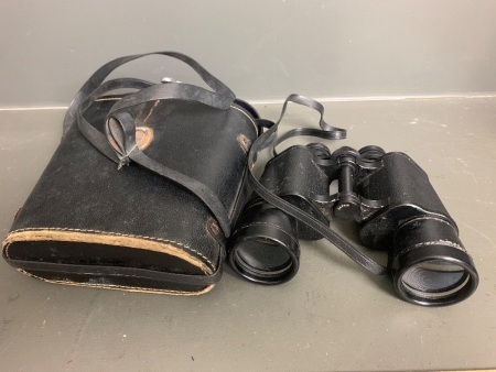 Vintage Tasco 10 x 50 Binoculars with Case