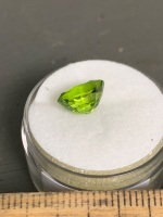 2.45 ct Lively Green Peridot 10 mm x 7 mm Oval x 5 mm Deep. - 2