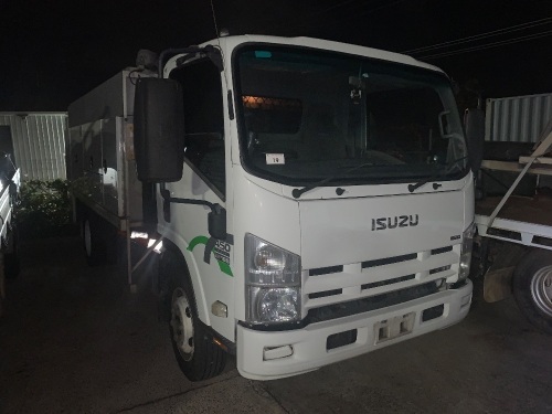 Isuzu 2008 NQR Series Tray Truck (Line Truck)