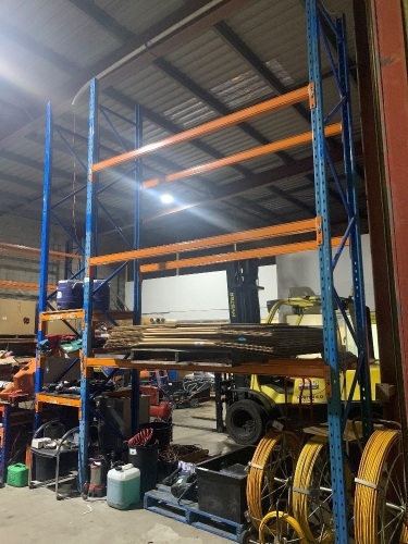 Warehouse pallet racking - 1 1/4 bay - 4 tier (each bay is 2 pallets wide)