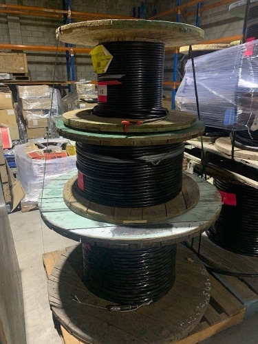 3 drums of various side and length copper cable